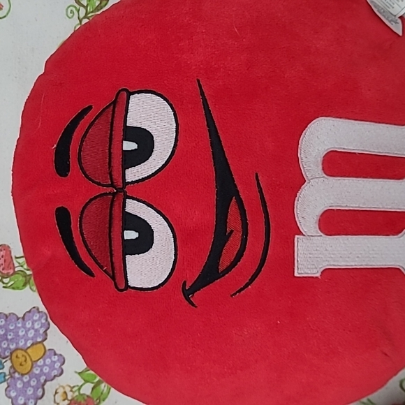 2010 M&Ms Red Plush - Picture 4 of 6